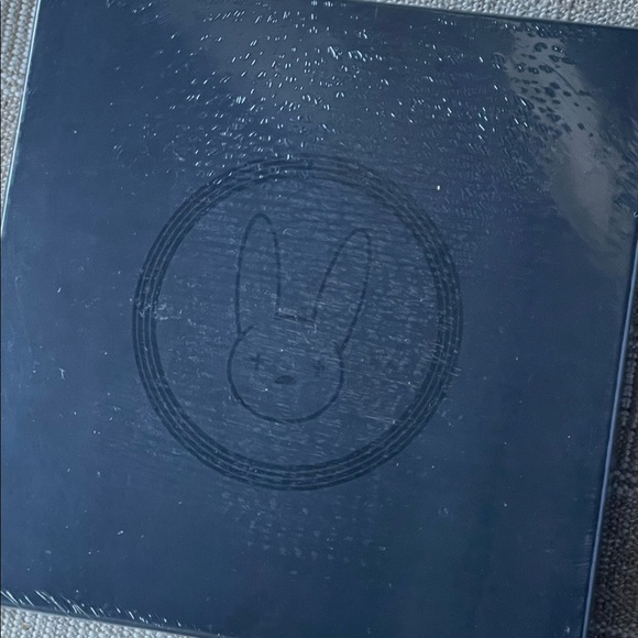Bad Bunny Anniversary Trilogy Box Set + bonus item - Picture 4 of 5